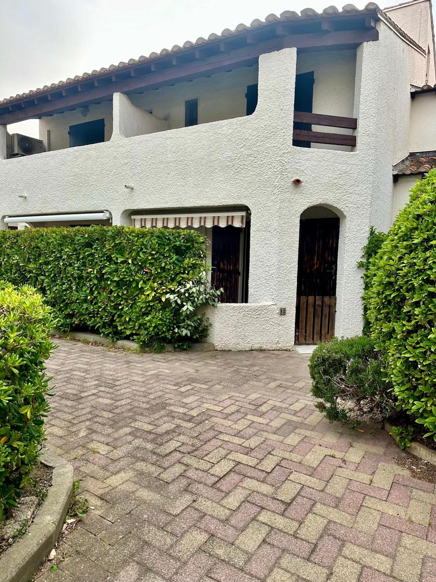 Appartement Climatise Avec Chambre Et Parking Privatif Locations Vld Camargue Saintes-Maries-de-la-Mer Exterior foto